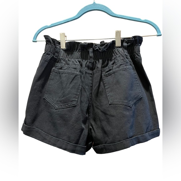 Paper bag shorts! - Picture 2 of 2